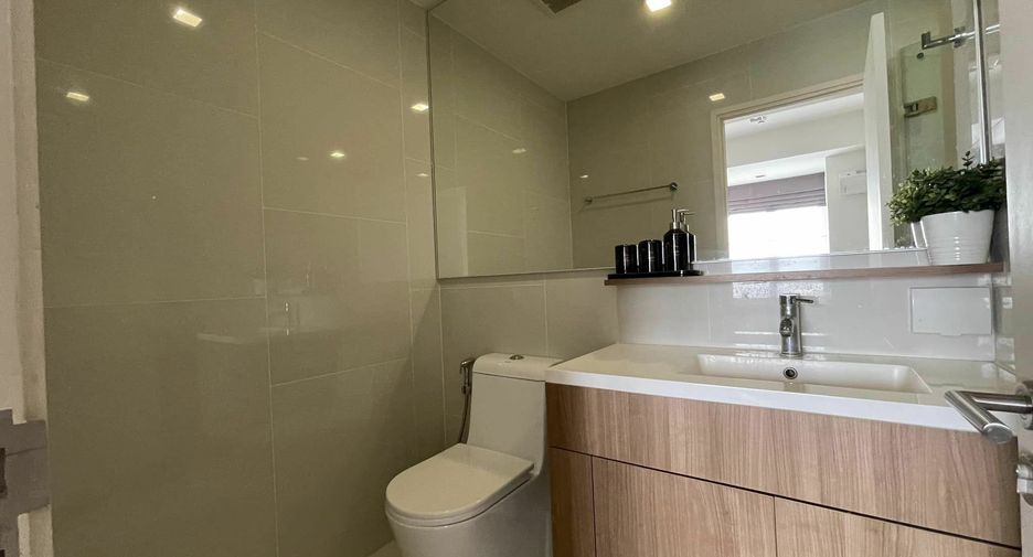 For sale 1 bed condo in Wang Thonglang, Bangkok