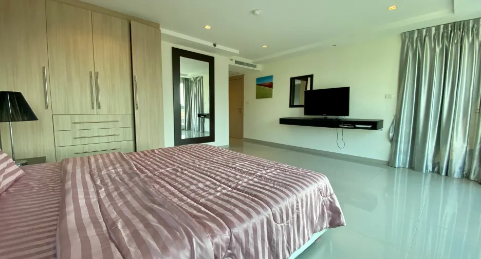 For rent 2 bedrooms condo in Bang Lamung, Chonburi