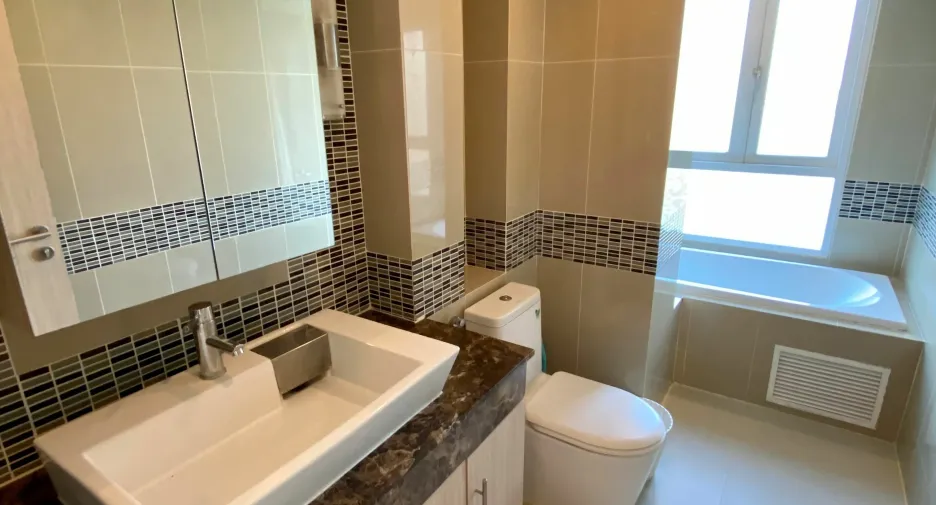 For rent 2 bedrooms condo in Bang Lamung, Chonburi