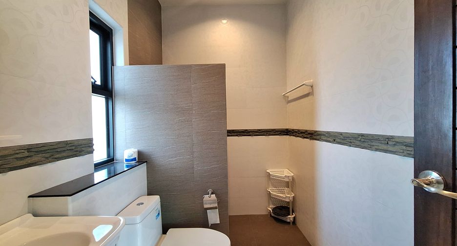 For rent 3 bedrooms villa in Hua Hin, Prachuap Khiri Khan