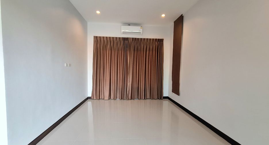 For rent 3 bedrooms villa in Hua Hin, Prachuap Khiri Khan