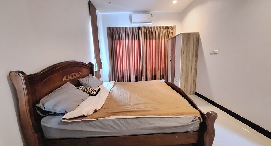 For rent 3 bedrooms villa in Hua Hin, Prachuap Khiri Khan