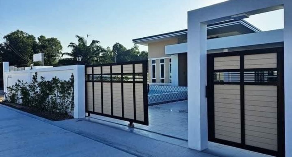For rent 3 bedrooms villa in Cha Am, Phetchaburi