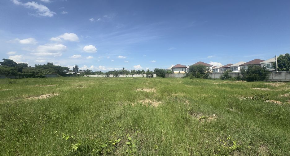 À vendre terrain à Mueang Chiang Mai, Chiang Mai