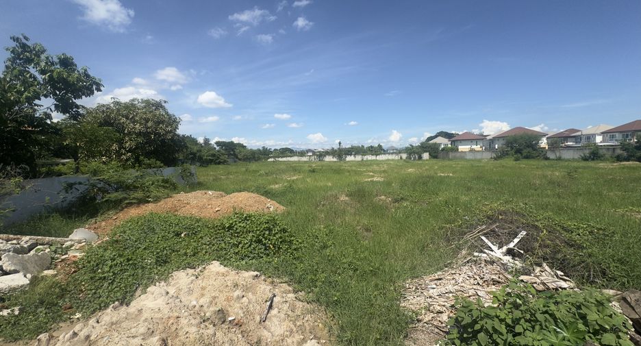 À vendre terrain à Mueang Chiang Mai, Chiang Mai