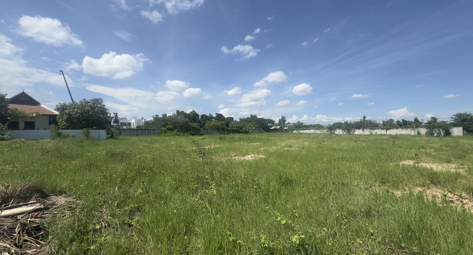 À vendre terrain à Mueang Chiang Mai, Chiang Mai