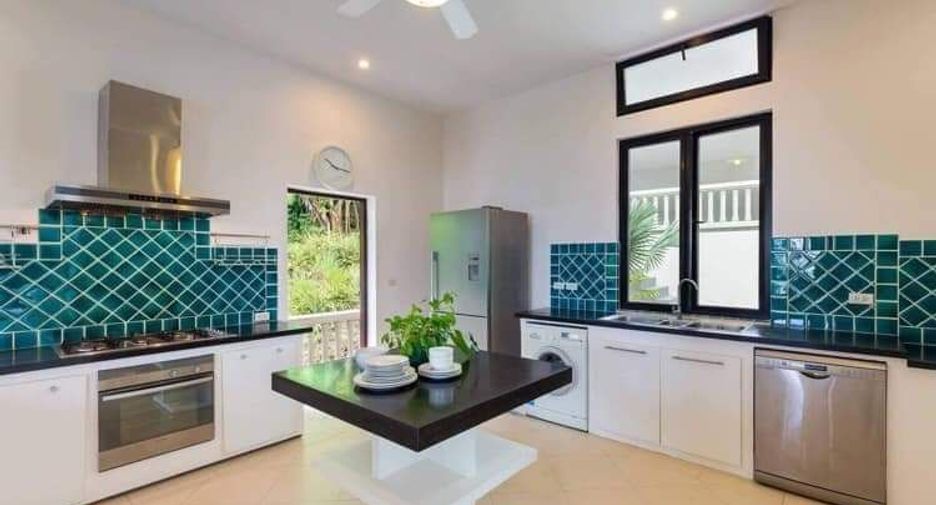 For rent 6 ベッドルーム villa in Mueang Phuket, Phuket