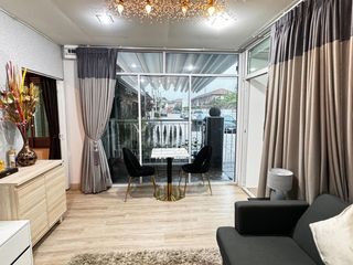 Haus zum Kauf mit 3 Zimmer in Suan Luang, Bangkok