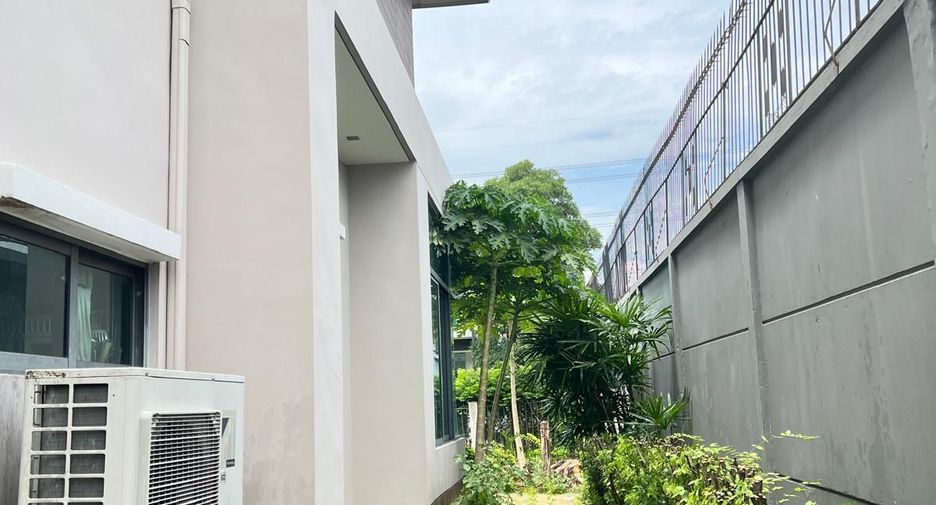 For sale 4 ベッドルーム house in Prawet, Bangkok