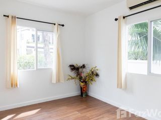 À vendre et à louer 3 chambres maison à Mueang Chiang Mai, Chiang Mai