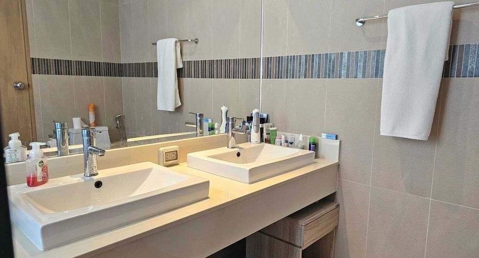 For sale 2 bedrooms condo in Kathu, Phuket