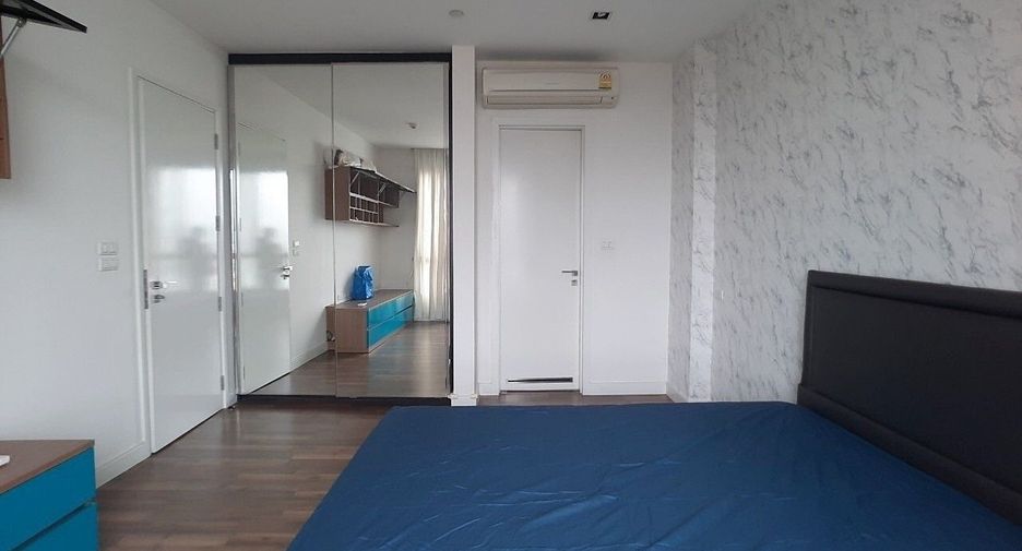 À vendre 2 chambres condo à Phra Khanong, Bangkok