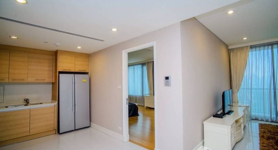 Condo en venta y en alquiler de 3 habitaciones en Khlong Toei, Bangkok