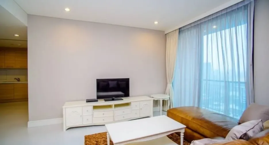 Condo en venta y en alquiler de 3 habitaciones en Khlong Toei, Bangkok