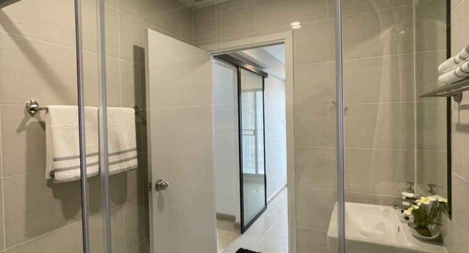 Wohnung zum Kauf mit 1 Zimmer in Khlong San, Bangkok