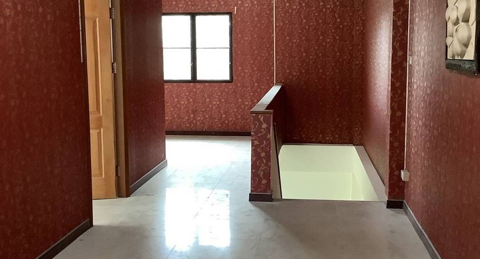 Reihenhaus zur Miete mit 3 Zimmer in Mueang Chiang Mai, Chiang Mai