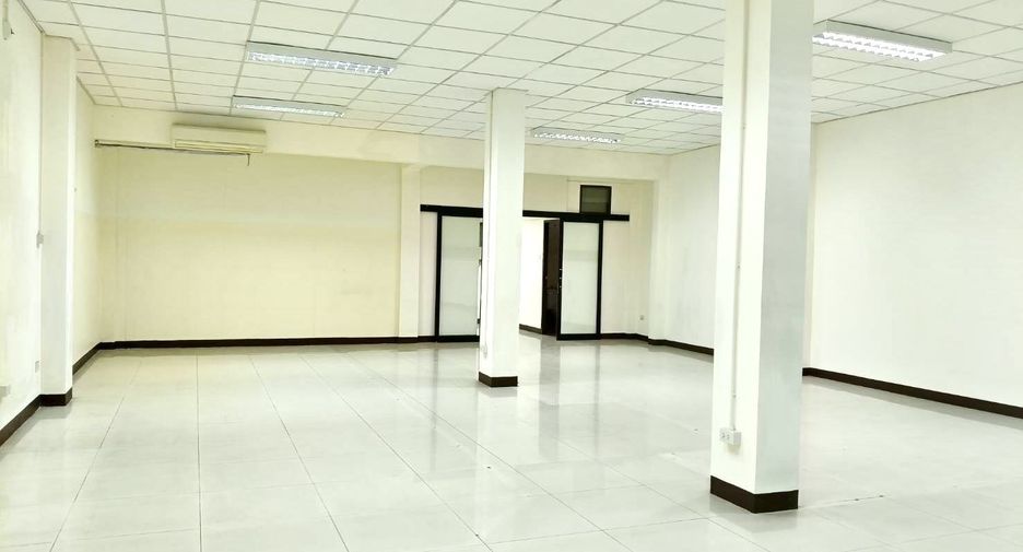 Reihenhaus zur Miete mit 3 Zimmer in Mueang Chiang Mai, Chiang Mai