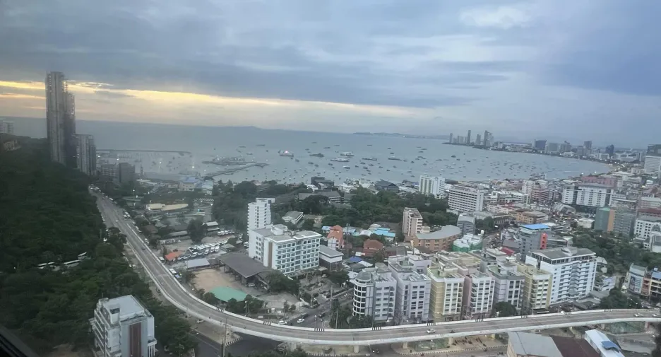 For rent studio condo in Bang Lamung, Chonburi