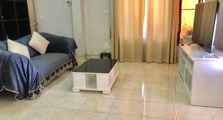 出售 和 出租 3 卧室 独立屋 在 Si Racha, Chon Buri