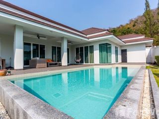 For sale 3 bedrooms villa in Hua Hin, Prachuap Khiri Khan