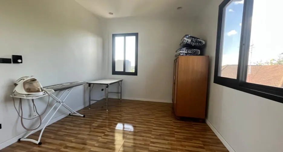 For sale 11 ベッドルーム house in Prawet, Bangkok