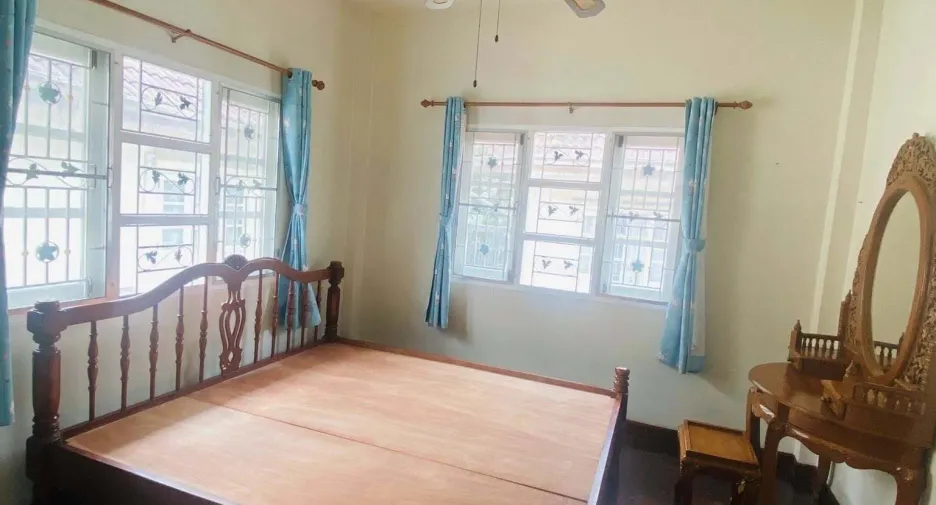 For rent 3 bedrooms house in Bang Lamung, Chonburi