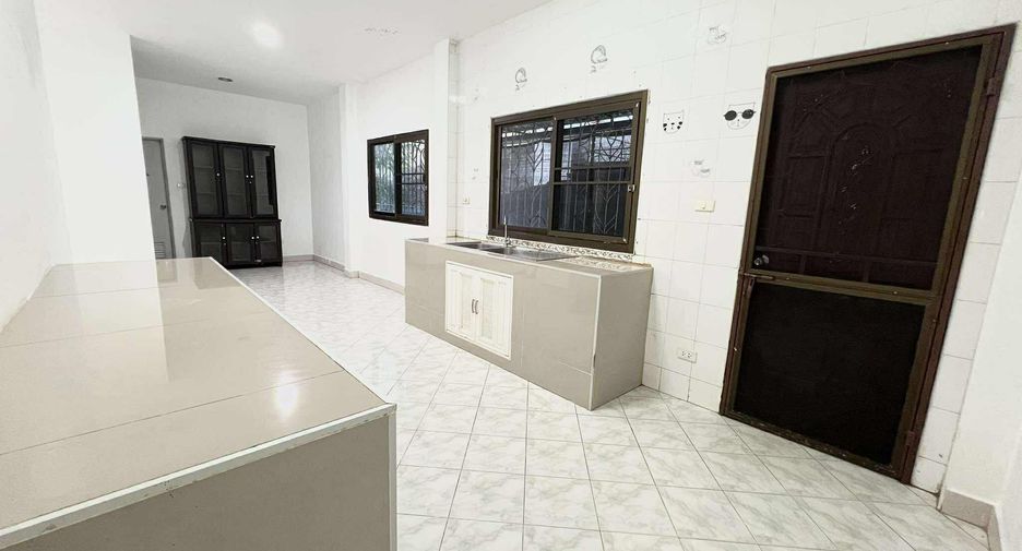 Haus zur Miete mit 4 Zimmer in Kathu, Phuket