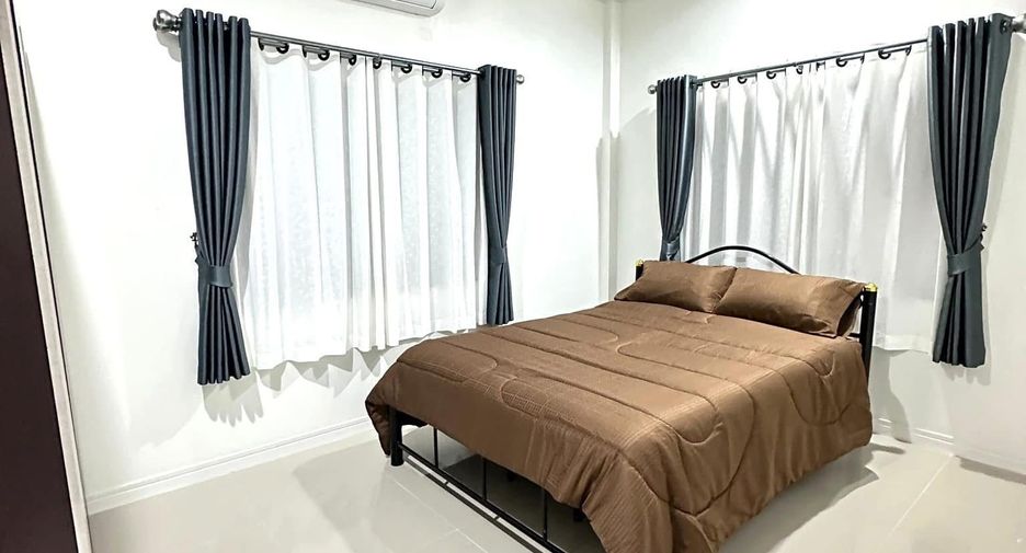 For rent 3 ベッドルーム townhouse in Bang Lamung, Chonburi