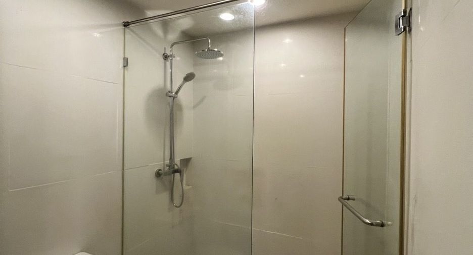 For sale and for rent 1 bed condo in Watthana, Bangkok