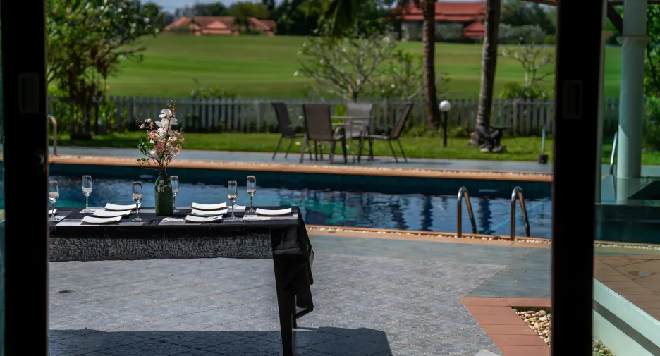 Villa zum Kauf und zur Miete mit 4 Zimmer in Thalang, Phuket