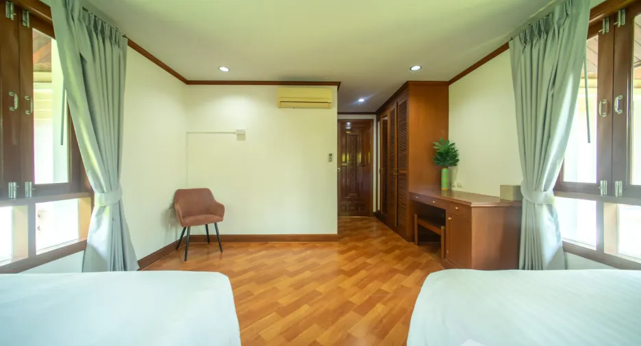 Villa zum Kauf und zur Miete mit 4 Zimmer in Thalang, Phuket
