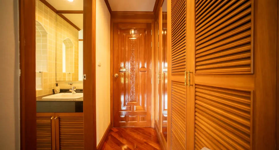 Villa zum Kauf und zur Miete mit 4 Zimmer in Thalang, Phuket
