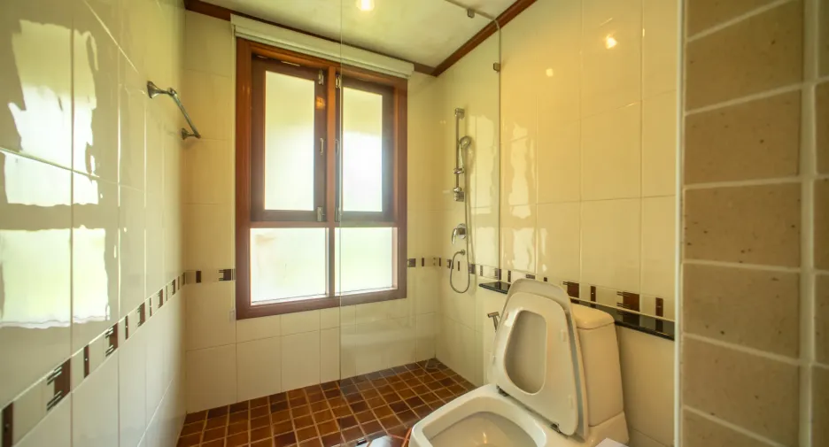 Villa zum Kauf und zur Miete mit 4 Zimmer in Thalang, Phuket