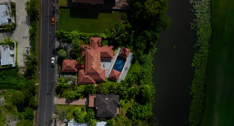 Villa zum Kauf und zur Miete mit 4 Zimmer in Thalang, Phuket
