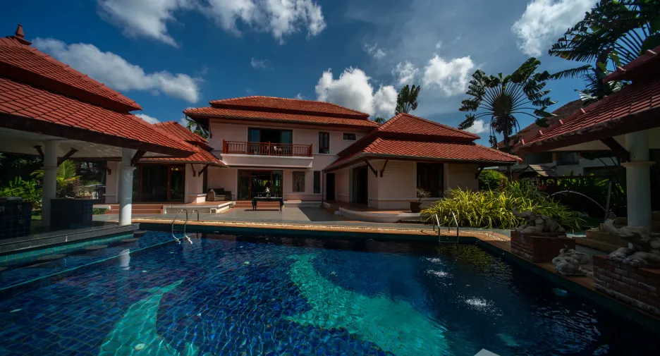 Villa zum Kauf und zur Miete mit 4 Zimmer in Thalang, Phuket