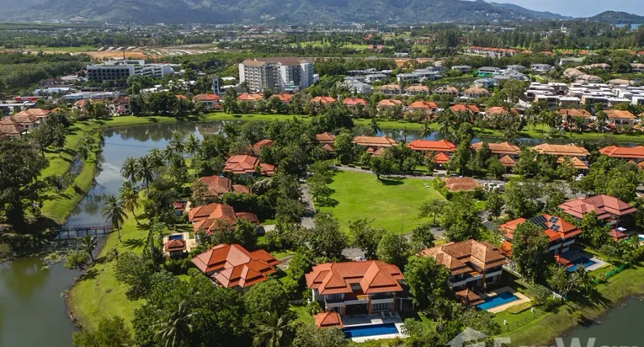 Villa zum Kauf mit 4 Zimmer in Thalang, Phuket