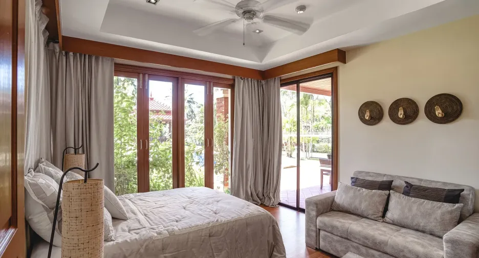 Villa zum Kauf mit 4 Zimmer in Thalang, Phuket
