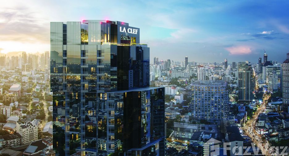 For sale 5 bedrooms condo in Khlong Toei, Bangkok