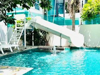 For rent 4 bedrooms villa in Jomtien, Pattaya