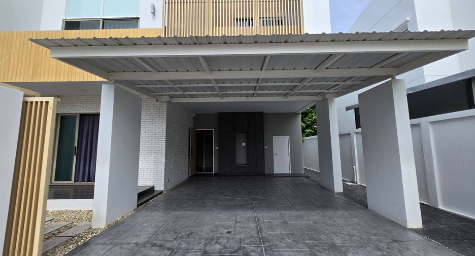 À vendre 4 chambres maison à San Kamphaeng, Chiang Mai