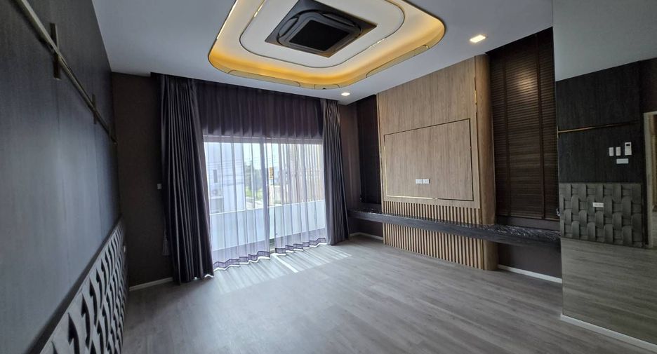À vendre 4 chambres maison à San Kamphaeng, Chiang Mai