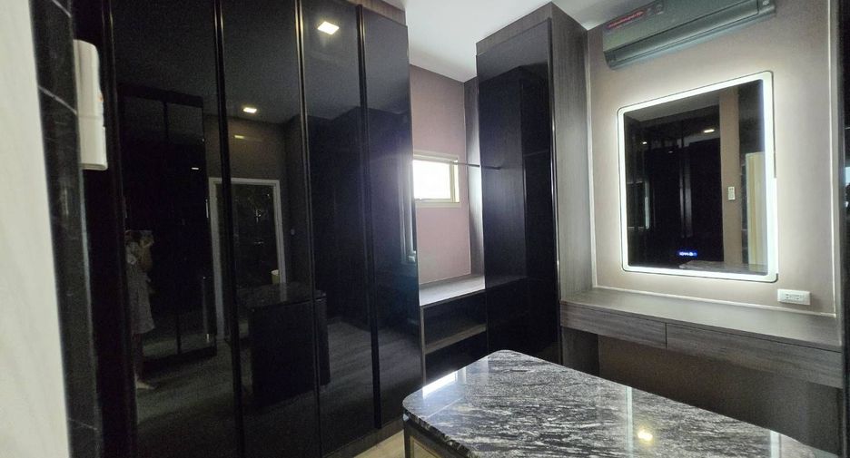 À vendre 4 chambres maison à San Kamphaeng, Chiang Mai