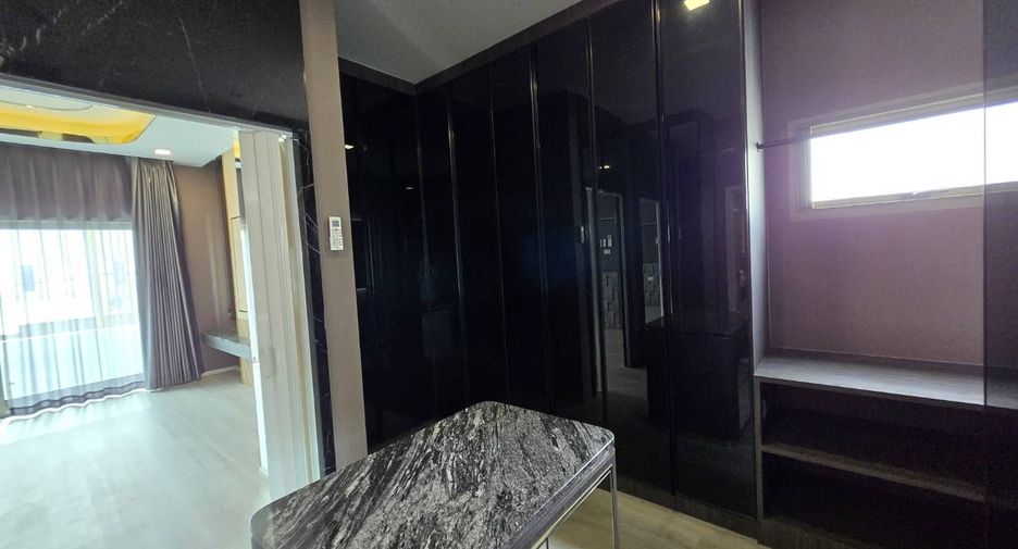 À vendre 4 chambres maison à San Kamphaeng, Chiang Mai