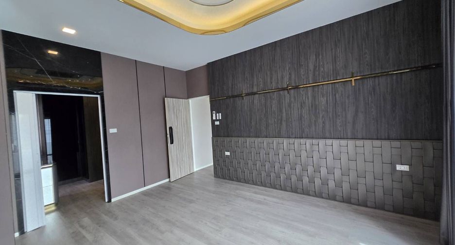 À vendre 4 chambres maison à San Kamphaeng, Chiang Mai