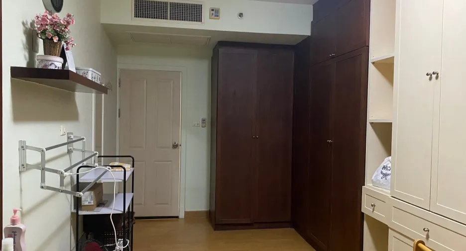 À vendre 3 chambres condo à Watthana, Bangkok