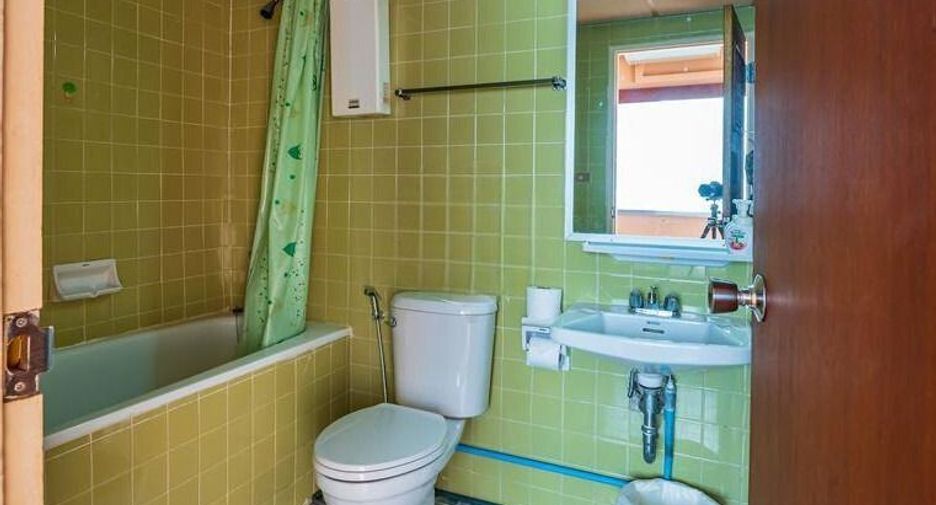 For rent 3 bedrooms condo in Bang Lamung, Chonburi