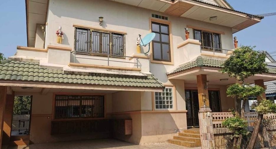 Haus zum Kauf und zur Miete mit 4 Zimmer in Si Racha, Chonburi