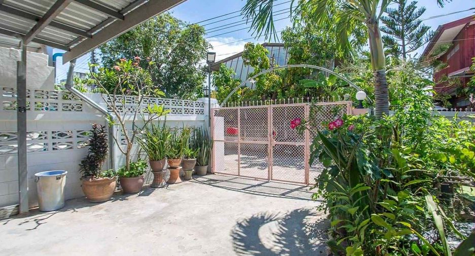 For rent 5 bedrooms house in Hua Hin, Prachuap Khiri Khan