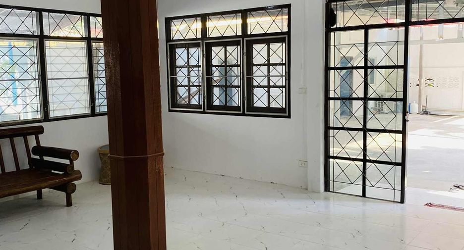 For rent 5 bedrooms house in Hua Hin, Prachuap Khiri Khan