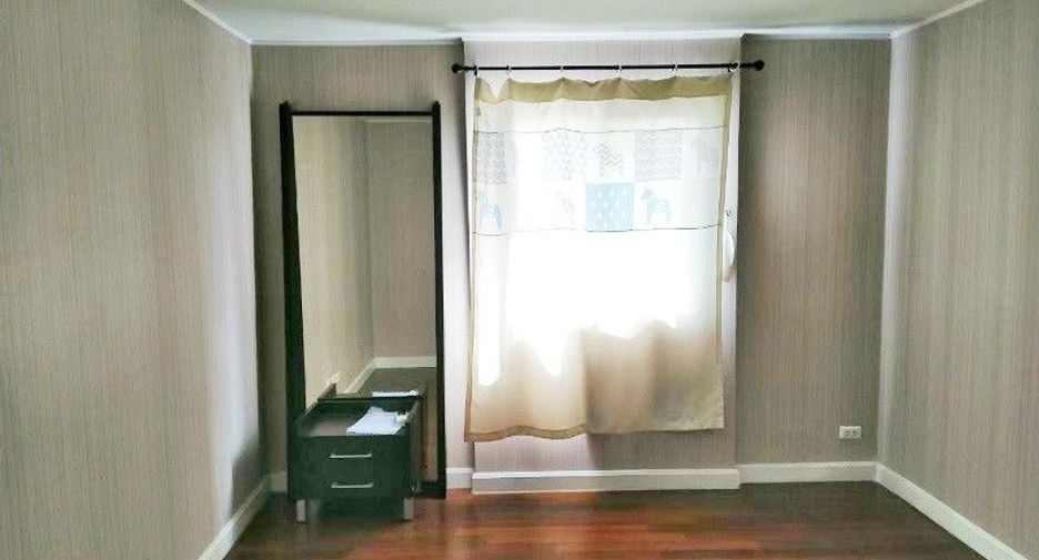 For rent and for sale 2 bedrooms condo in Yan Nawa, Bangkok